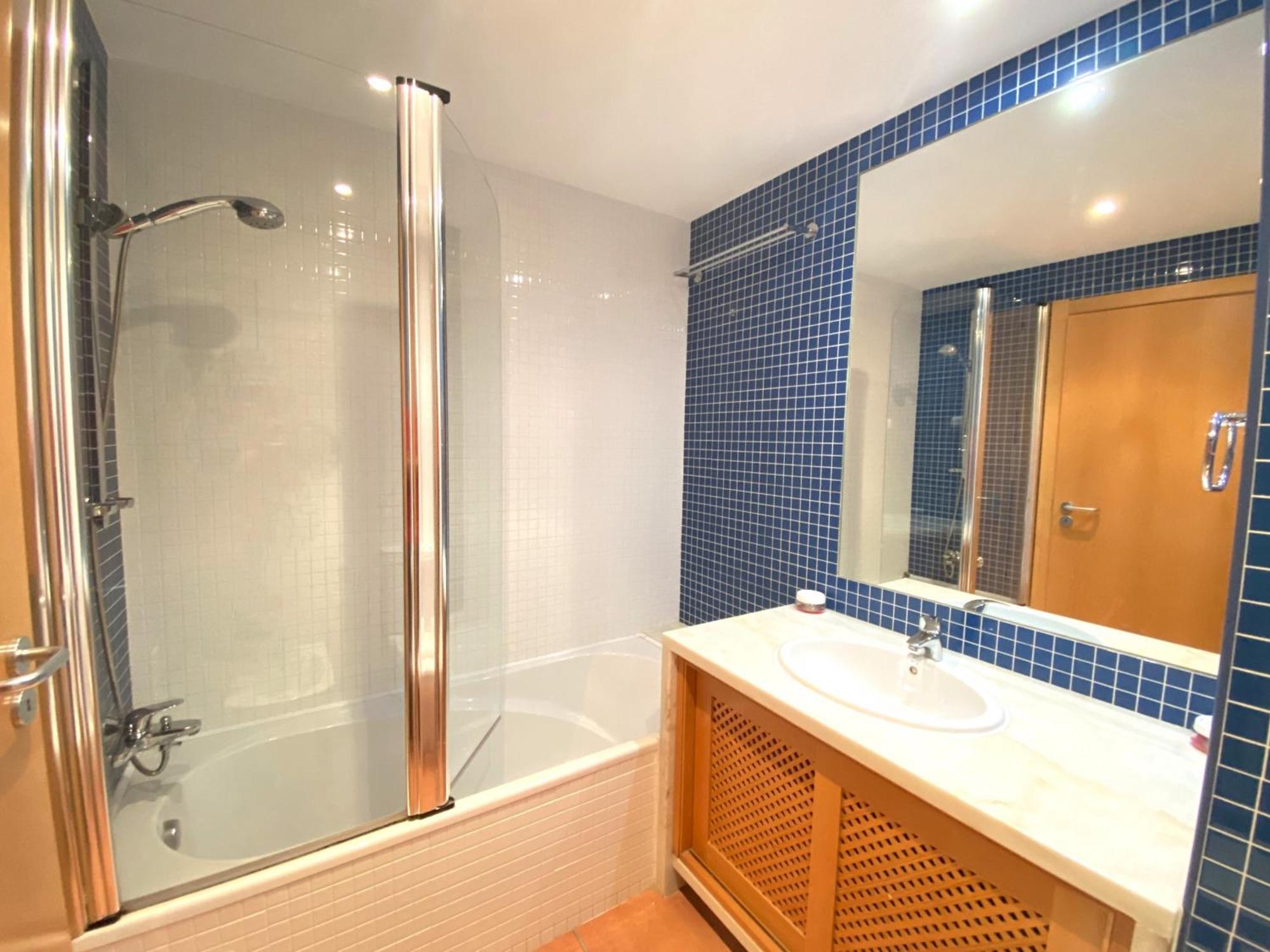 Sunny Style With Pool By Homing Apartment